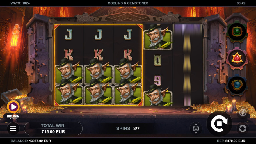 Linked reels feature activated on the first three reels.