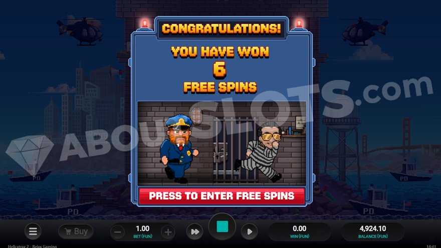 Intro screen with a police officer chasing a robber in striped clothing, awarding 6 free spins.