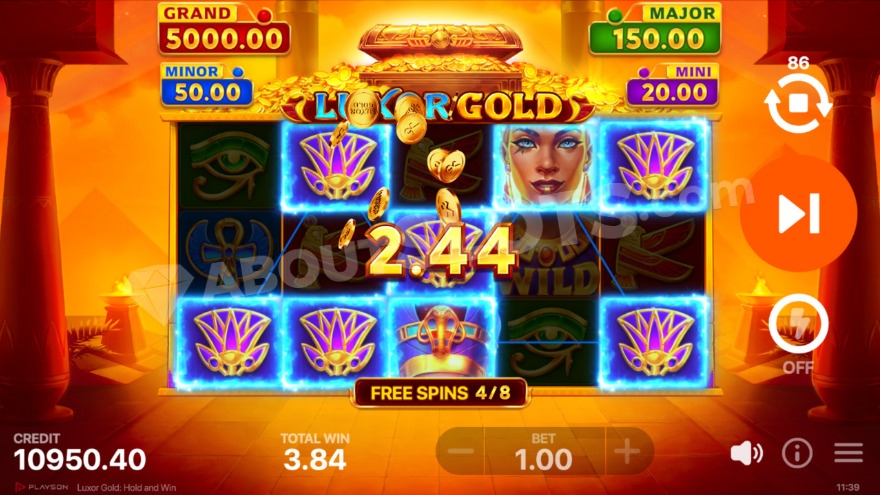 Free Spins feature in Luxor Gold: Hold and Win slot showing a winning combination.