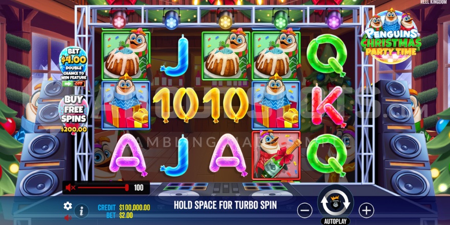 Penguins Christmas Party Time Base Game Screenshot