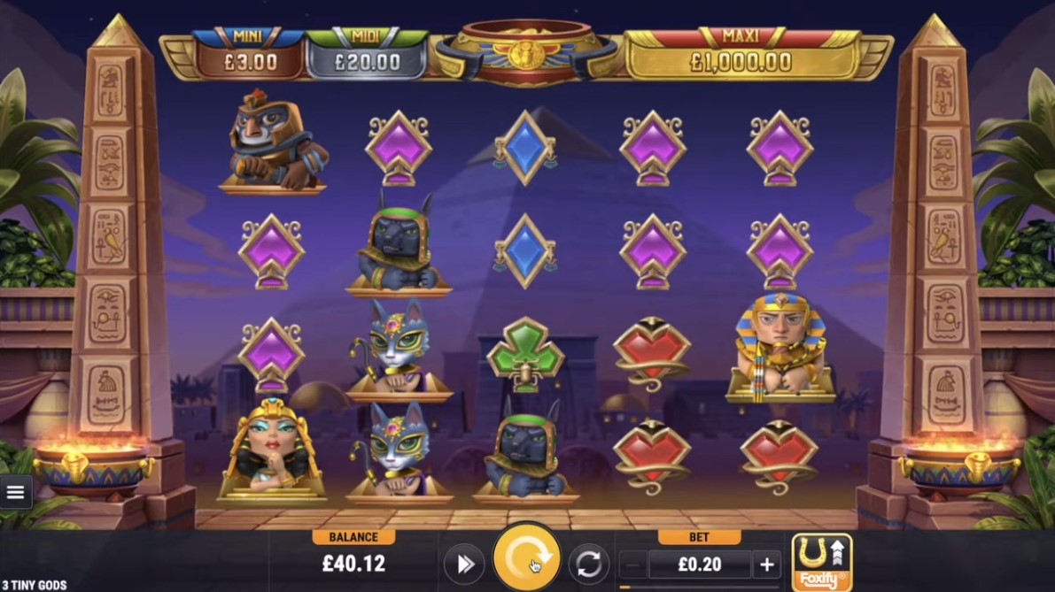 3 Tiny Gods slot gameplay