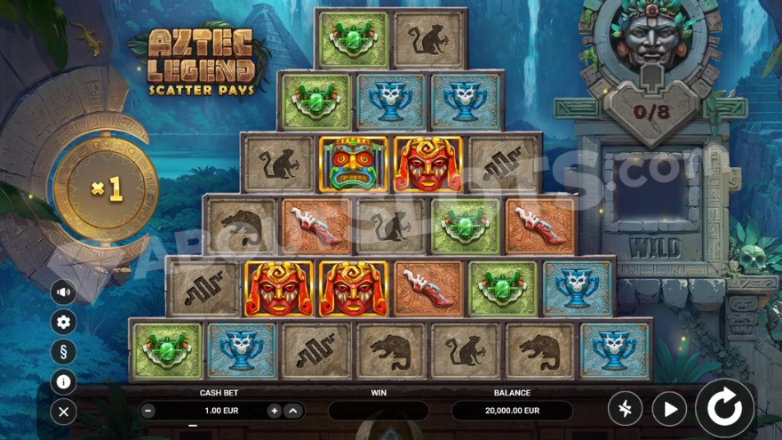 The main game view shows the pyramid-shaped reel layout.
