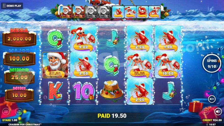 Bonus game with free spins, showing Santa Wild on the first reel.