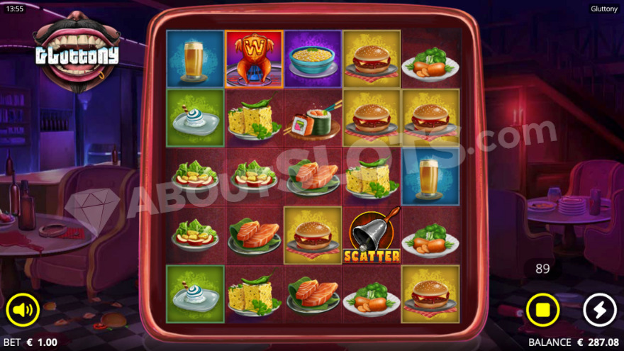 Base game showing food dishes on the reels.