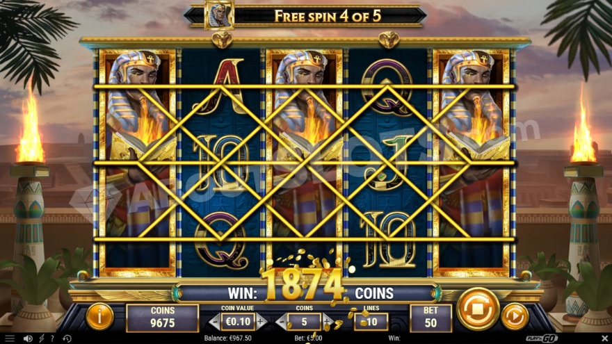 Special expanding symbols creating full winning lines.